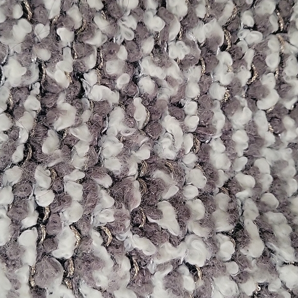 Closet clean out - Picture 3 of 4